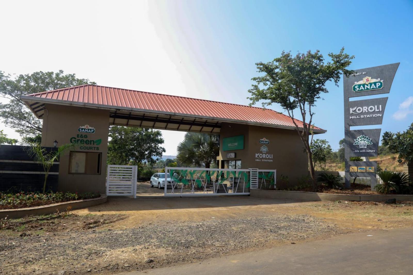 E&G Green Courts Resort At Koroli Hill Station Нашик Екстериор снимка